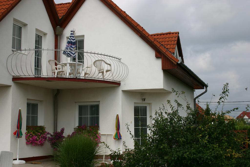 Doina Apartman ซาลาคาโรส ภายนอก รูปภาพ